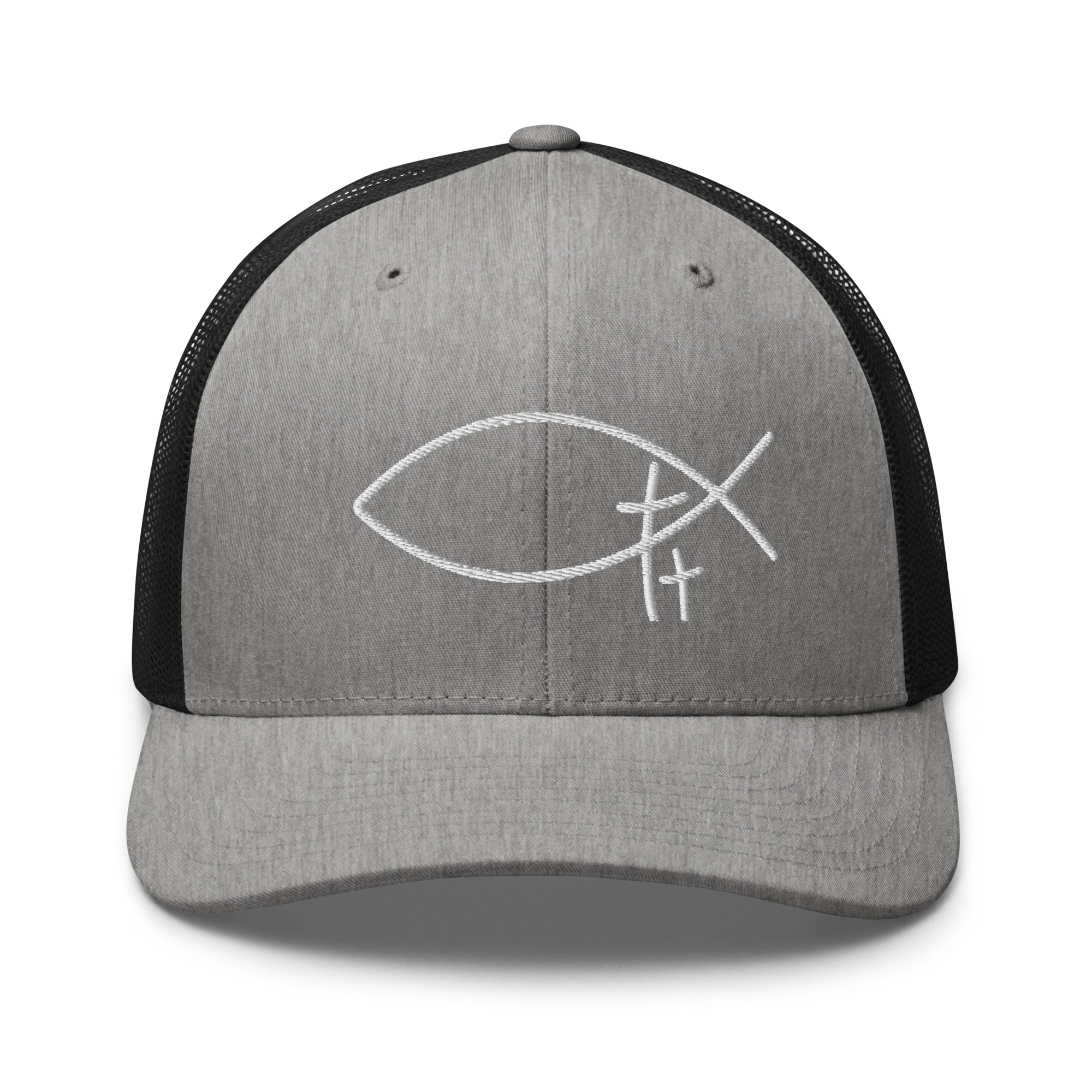 Minimalistische Trucker Cap mit hochwertiger 3D Logo Stickerei. Zeitlose Faith-Streetwear in Navy, Schwarz, Creme und Weiß. Bequem, atmungsaktiv und unisex.