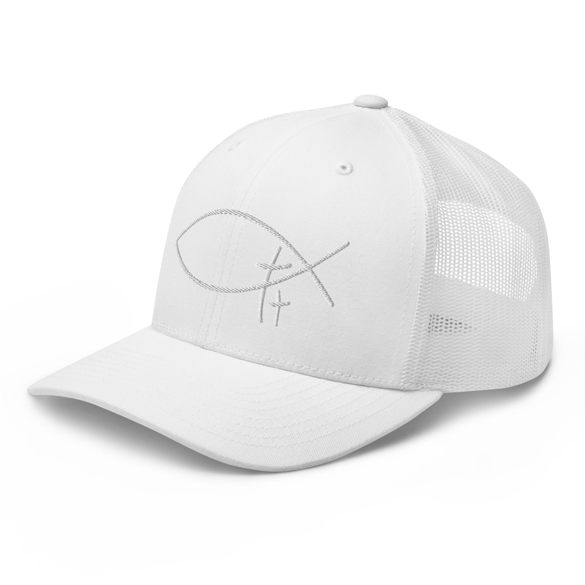 Minimalistische Trucker Cap mit hochwertiger 3D Logo Stickerei. Zeitlose Faith-Streetwear in Navy, Schwarz, Creme und Weiß. Bequem, atmungsaktiv und unisex.